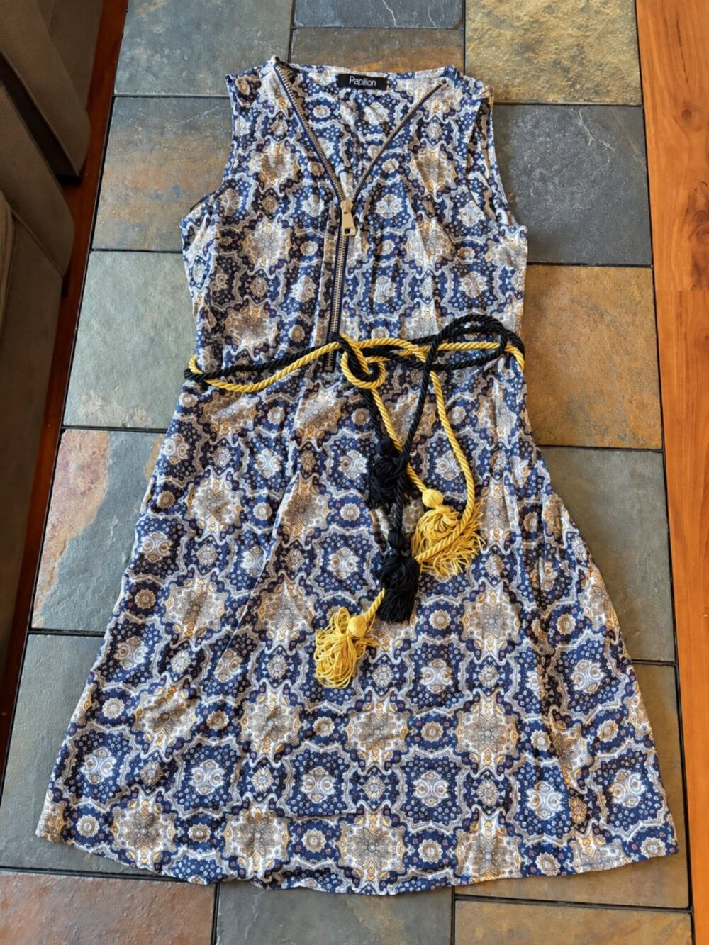 Papillon Navy Paisley Sleeveless Zip-Front Dress with Double Tassel Belt size S